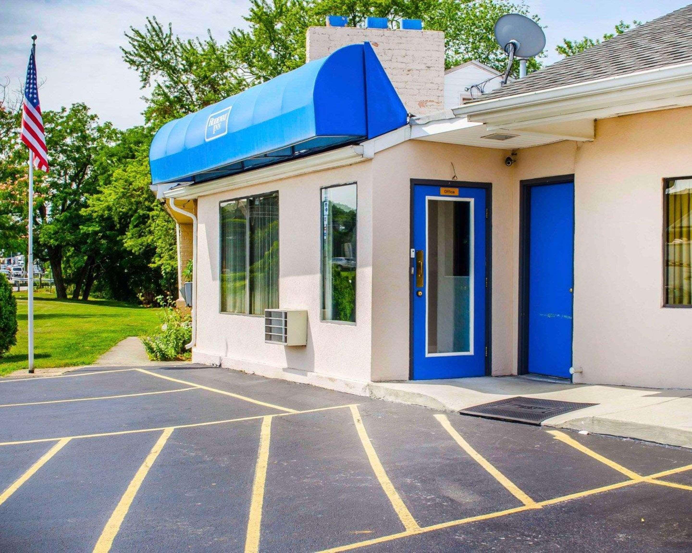 Dillsburg Rodeway Inn מראה חיצוני תמונה